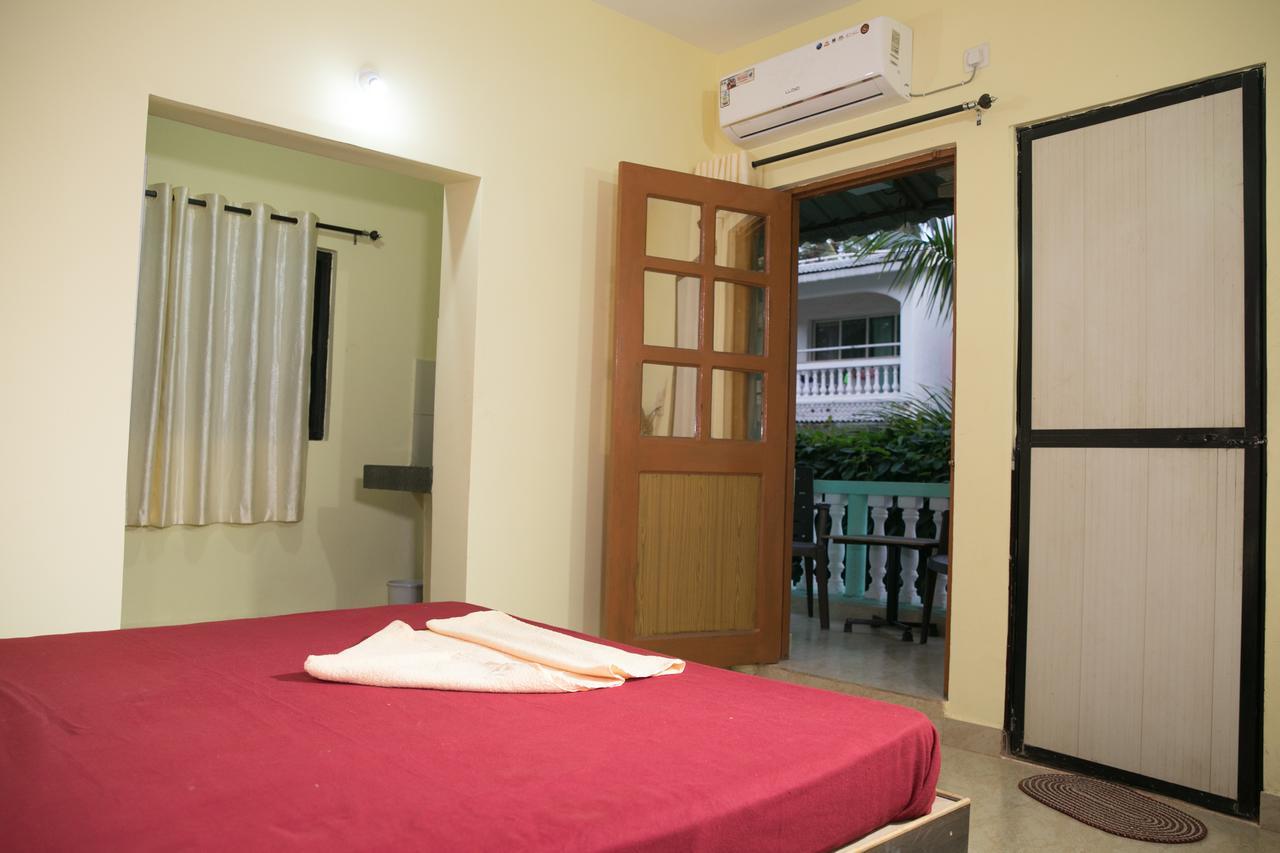 Bliss Holiday In Калангуте Екстериор снимка