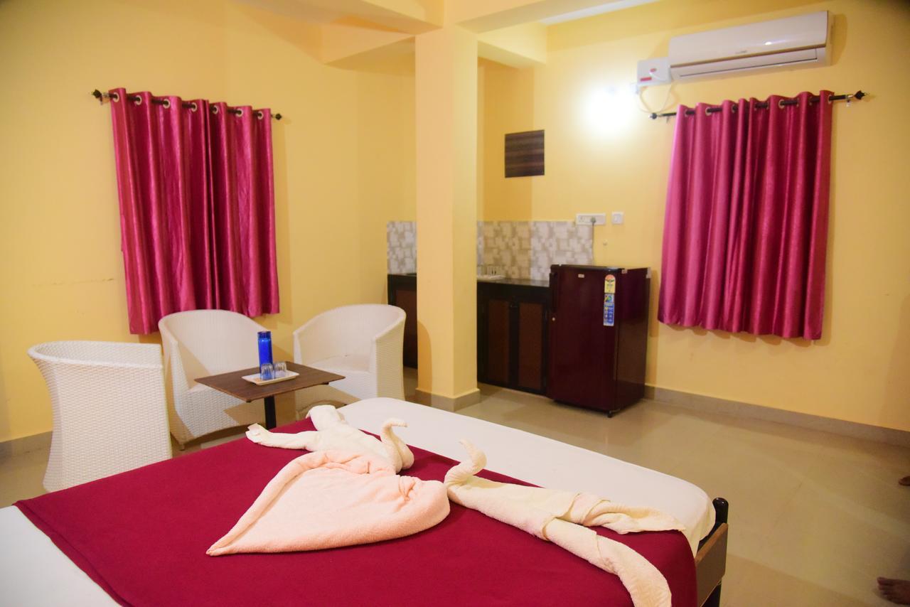 Bliss Holiday In Калангуте Екстериор снимка