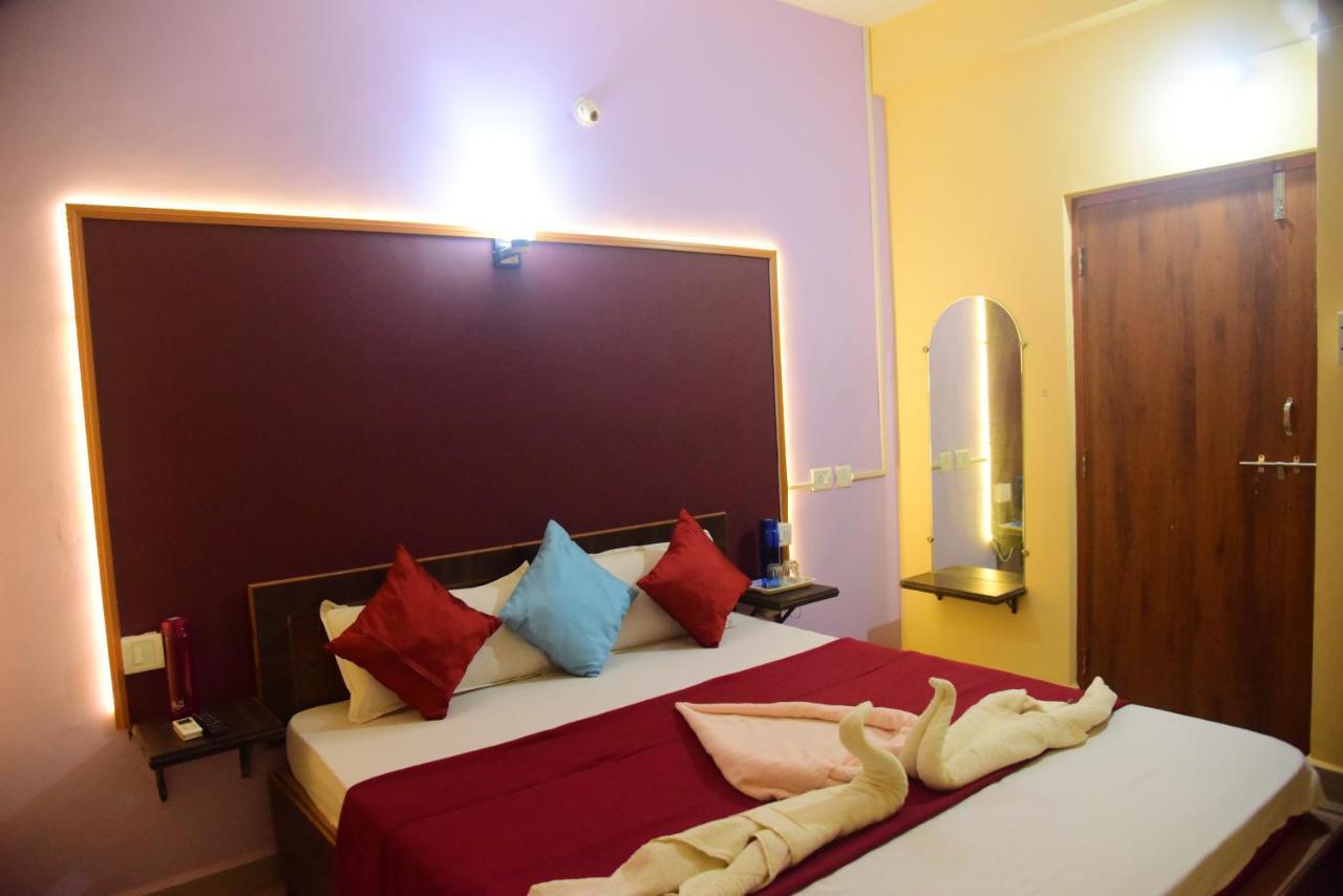 Bliss Holiday In Калангуте Екстериор снимка