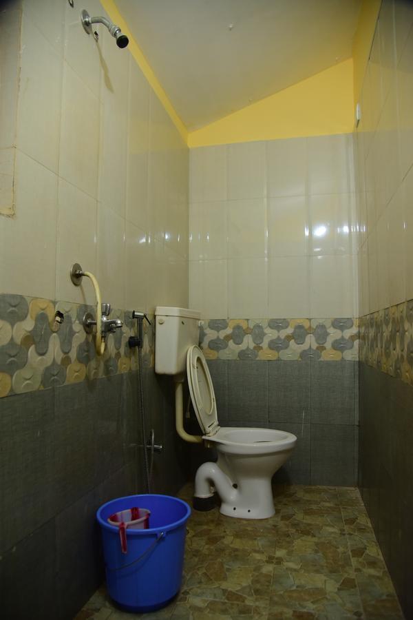 Bliss Holiday In Калангуте Екстериор снимка